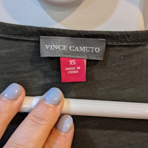 Vince Camuto top xs - Picture 4 of 12